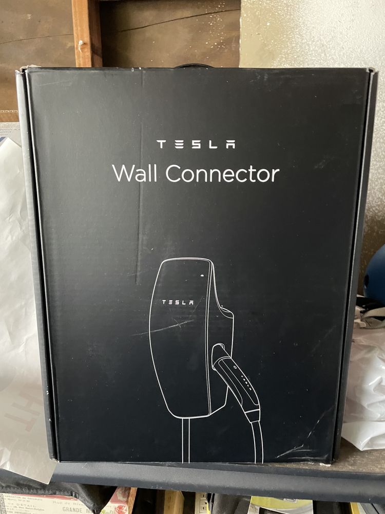 Slide of Lighthouse Electrical Solutions