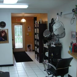 Delio's Hair Salon