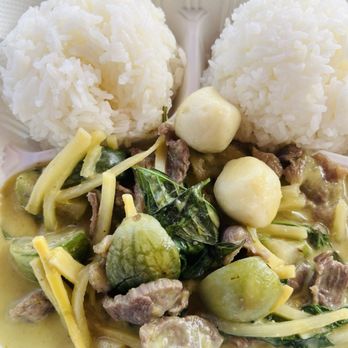 PJ’s Thai Kitchen - Green curry beef was so good. - Food Trucks Near Me - Waipahu, Hawaii