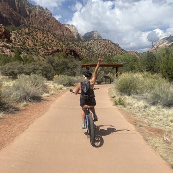 Zion Peddler - Parus trail to canyon road to hike Angels Landing! - Bike Rentals Near Me - Springdale, Utah Zion Peddler - Parus trail to canyon road to hike Angels Landing! - Bike Rentals Near Me - Springdale, Utah