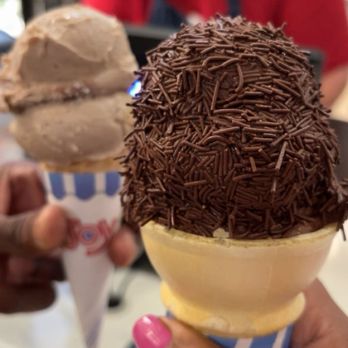 Herrell's Ice Cream & Bakery - Small Cookie  Combustion in Sugar Cone and Small No Moo Dark Chocolate w Choc Sprinkles in a Cake cone - Ice Cream & Frozen Yogurt Near Me - Northampton, Massachusetts