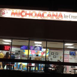 Exterior photo of La Michoacana Ice Cream Bar - DeKalb, Illinois Exterior photo of La Michoacana Ice Cream Bar - DeKalb, Illinois