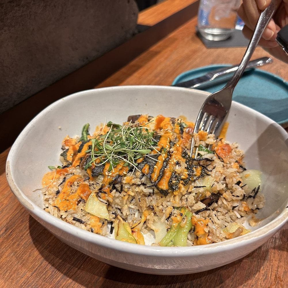 Piko Kitchen + Bar - Fried Rice was soooo good! - Cocktail Bars Near Me - Honolulu, Hawaii Piko Kitchen + Bar - Fried Rice was soooo good! - Cocktail Bars Near Me - Honolulu, Hawaii