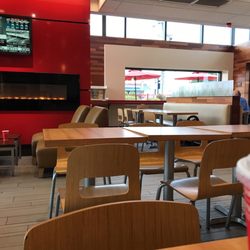 Wendy's - Spacious.