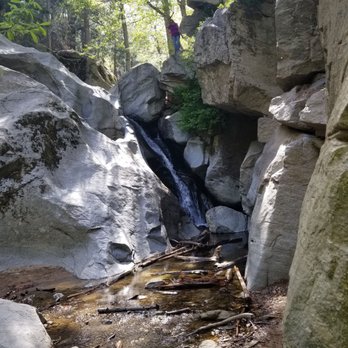 Heart Rock - Hiking Near Me - Crestline, California