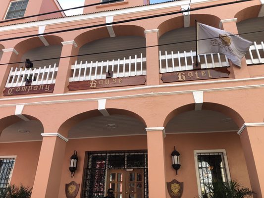Company House Hotel by null