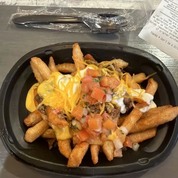Taco Bell - Steak garlic nacho fries - Fast Food Near Me - Los Angeles, California Taco Bell - Steak garlic nacho fries - Fast Food Near Me - Los Angeles, California