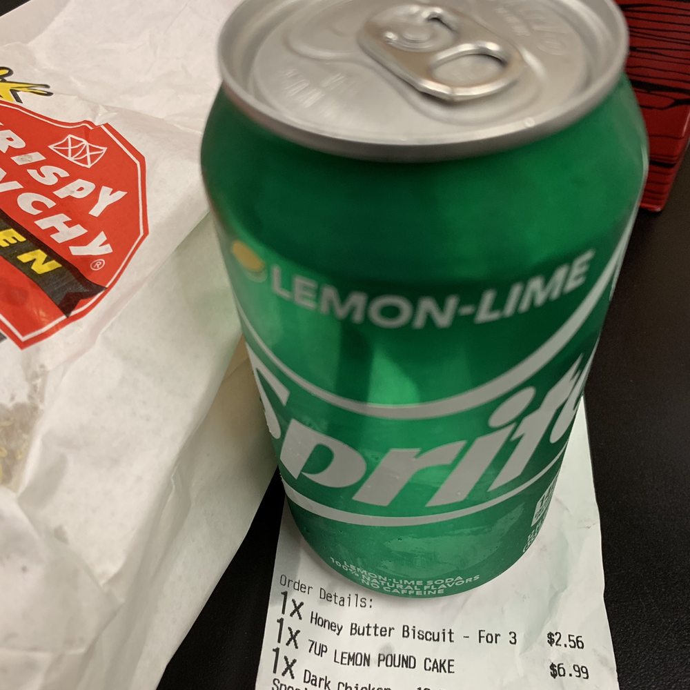 TL's Krispy Krunchy Chicken - I ordered a 7up Lemon Pound Cake (look at receipt) and they gave me a sprite instead...  freakin $6.99 for a can of soda! - Fast Food Near Me - San Francisco, California