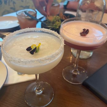 Santo Remedio - Coconut Margarita and hibiscus Margarita - Mexican Near Me - London, XGL Santo Remedio - Coconut Margarita and hibiscus Margarita - Mexican Near Me - London, XGL