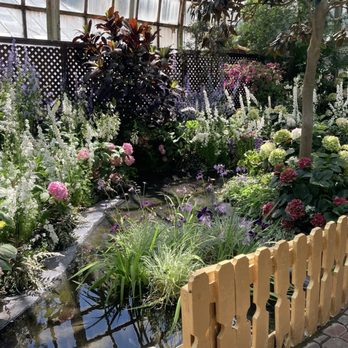 Lincoln Park Conservatory - Parks Near Me - Chicago, Illinois Lincoln Park Conservatory - Parks Near Me - Chicago, Illinois