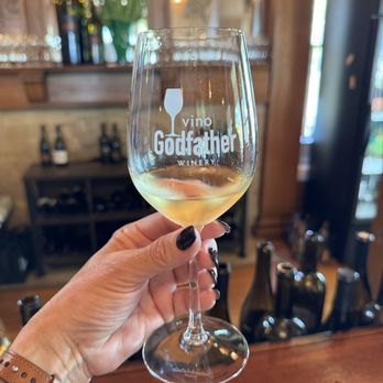 Vino Godfather - Wine Tasting Room Near Me - Vallejo, California