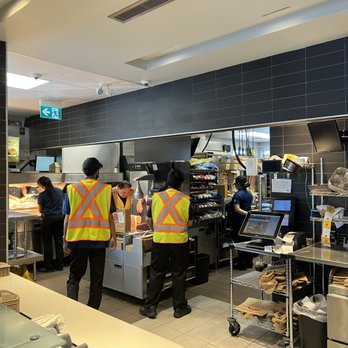 McDonald's - The Counter View 2 - Fast Food Near Me - Markham, Ontario McDonald's - The Counter View 2 - Fast Food Near Me - Markham, Ontario