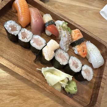 Takara Sushi - Sushi Bars Near Me - Burnaby, British Columbia