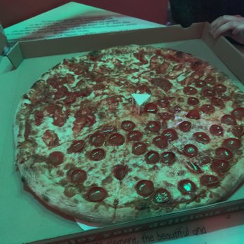 Graffiti pizza - Pepperoni and sausage - Pizza Near Me - Oakland, California Graffiti pizza - Pepperoni and sausage - Pizza Near Me - Oakland, California