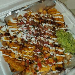 Waffle fries with grillef chicken