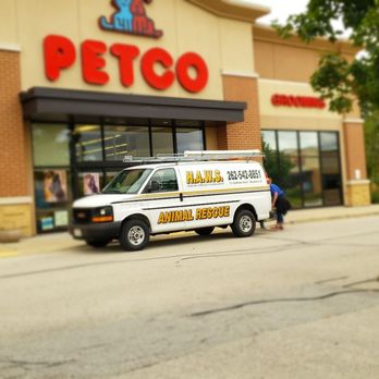 Petco - Pet Training Near Me - Waukesha, Wisconsin Petco - Pet Training Near Me - Waukesha, Wisconsin