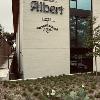 Albert Hotel - Hotels Near Me - Fredericksburg, Texas