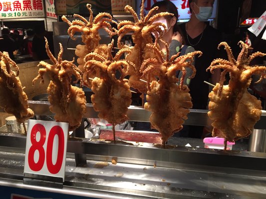 Dadong Night Market by null