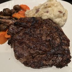 The Keg Steakhouse + Bar - Sudbury - Ribeye, mushrooms, carrots, garlic mashed potatoes