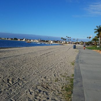 Bayside Walk - Morning walk on the bay - Beaches Near Me - San Diego, California