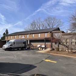 Kingston Kosher - Outside
