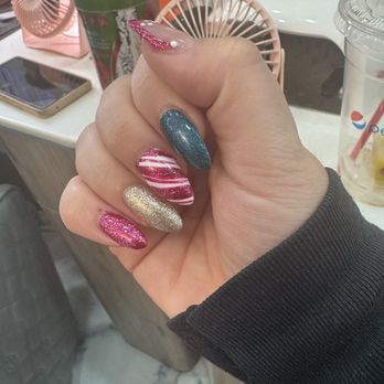 Classy Nails - Hagerstown - Christmas nails - Nail Salons Near Me - Hagerstown, Maryland