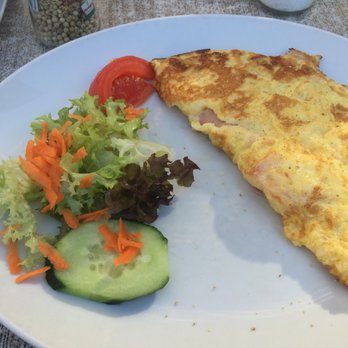 La Brouette - Ham and cheese omelette - Bars Near Me - Brussels, BRU