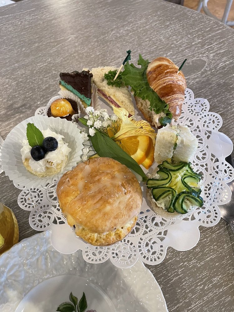 TEAPOTS & TREASURES CAFE 80 Photos & 38 Reviews 14137 US Hwy 1