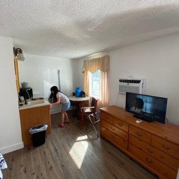 Acadia Sunrise Motel - Tv and spacious room - Hotels Near Me - Trenton, Maine Acadia Sunrise Motel - Tv and spacious room - Hotels Near Me - Trenton, Maine