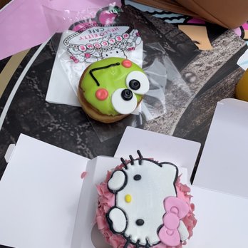 Hello Kitty Cafe - Donut and cup cake - Desserts Near Me - Las Vegas, Nevada Hello Kitty Cafe - Donut and cup cake - Desserts Near Me - Las Vegas, Nevada