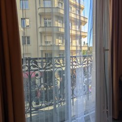 Hôtel Alpha-Palmiers - View from my room