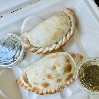 Tellus Coffee - Chicken & Beef Empanada w/ a side of chutney sauce - Coffee Roasteries Near Me - Walnut Creek, California