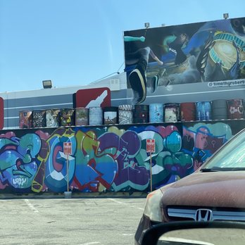 Art Supply Warehouse - Sick art/graffiti on the exterior of the building - Art Supplies Near Me - Westminster, California Art Supply Warehouse - Sick art/graffiti on the exterior of the building - Art Supplies Near Me - Westminster, California