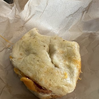 Boujee Bagels & Coffee - Soggy bagel - Coffee & Tea Near Me - Austin, Minnesota