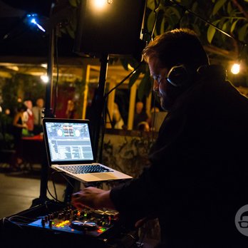 DJ Chris Rox - DJ Chris Rox in the mix! - DJs Near Me DJ Chris Rox - DJ Chris Rox in the mix! - DJs Near Me
