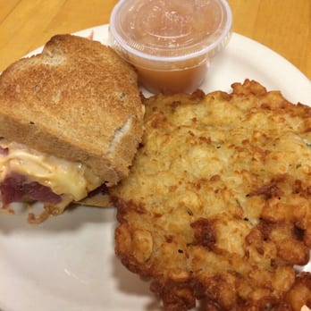 Izzy's - Half Ruben and Potato Pancake - Delis Near Me - Cincinnati, Ohio
