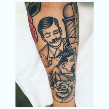Ismael the Barber - Traditional barbering - Barbers Near Me - Houston, Texas Ismael the Barber - Traditional barbering - Barbers Near Me - Houston, Texas