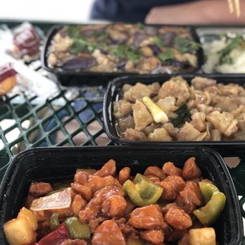 Hong Kong Station - Szechuan Style Spicy Crispy Pork Intestine Sweet & Sour Pork Eggplant in Garlic Sauce Spicy Beef Tendon Pot - Chinese Near Me - Centennial, Colorado