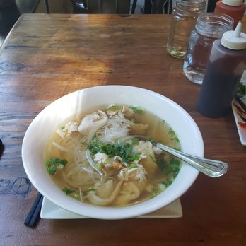 Meekong Kitchen - Chicken pho - Vietnamese Near Me - Seattle, Washington Meekong Kitchen - Chicken pho - Vietnamese Near Me - Seattle, Washington