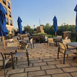 Holiday Inn Express & Suites Elizabethtown North - Great outdoor patio seating!