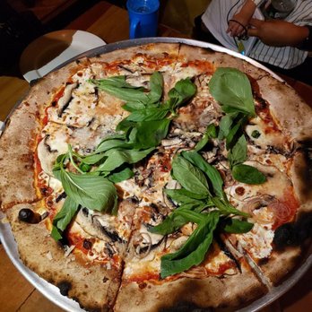 Lucali - Pizza Near Me - Brooklyn, New York Lucali - Pizza Near Me - Brooklyn, New York