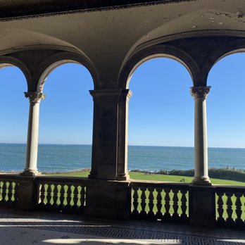 Newport Mansions - The Breakers Mansion view - Landmarks & Historical Buildings Near Me - Newport, Rhode Island