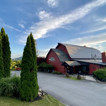 The Publyk House - A perfect setting! - New American Near Me - Bennington, Vermont The Publyk House - A perfect setting! - New American Near Me - Bennington, Vermont