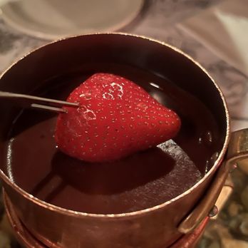 Grizzly House - Fondue Near Me - Banff, Alberta Grizzly House - Fondue Near Me - Banff, Alberta