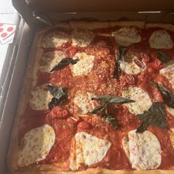 Pocono Pines - Grandma's Sicilian pie
