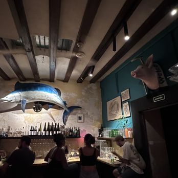 Bar Brutal - Wine Bars Near Me - Barcelona, B