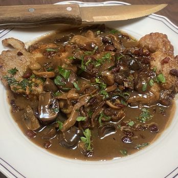 Donna's - Italian Near Me - Los Angeles, California
