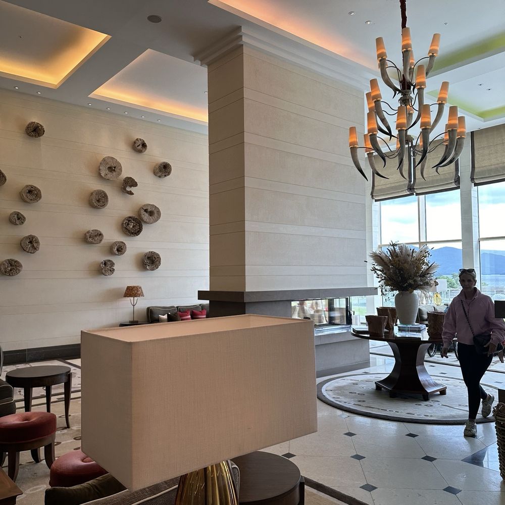 Europe Hotel - Lobby - Hotels Near Me - Killarney, Kentucky