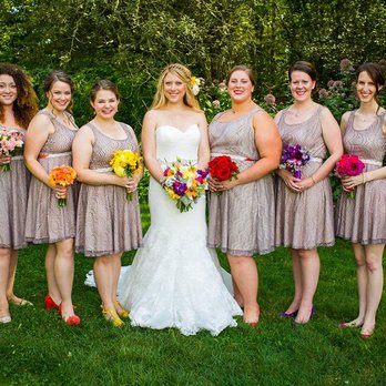 Amber Rose Floral Design - Bouquets aplenty (!) by Amber Rose Flora & Gifts. Photos by: Armor & Martel (Newport, RI) - Florists Near Me - Westport, Massachusetts Amber Rose Floral Design - Bouquets aplenty (!) by Amber Rose Flora & Gifts. Photos by: Armor & Martel (Newport, RI) - Florists Near Me - Westport, Massachusetts