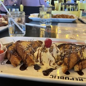 Breakfast Republic - Banana Split French Toast - Breakfast & Brunch Near Me - Irvine, California Breakfast Republic - Banana Split French Toast - Breakfast & Brunch Near Me - Irvine, California